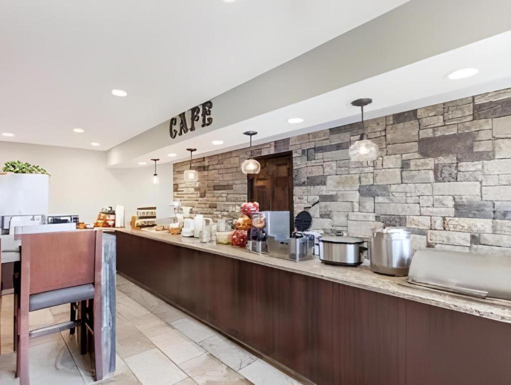 Days Inn Springfield South Εξωτερικό φωτογραφία