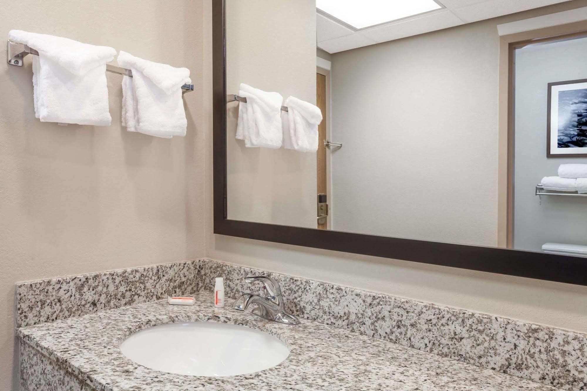 Days Inn Springfield South Εξωτερικό φωτογραφία